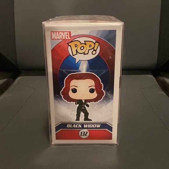 Black Widow - Civil War #132 - Funko Pop - Picture 4 of 6
